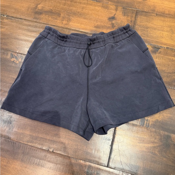 lululemon athletica Pants - Lululemon Softstream High Rise 4” Short